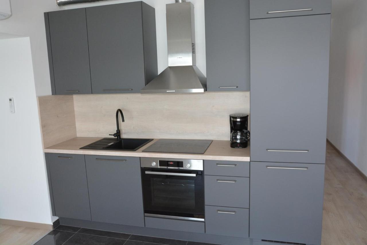 Sole Appartement Turanj Buitenkant foto