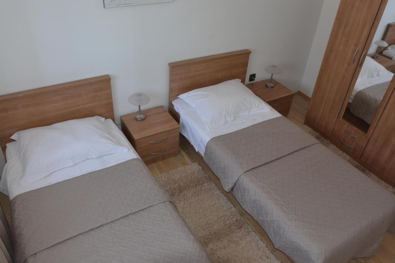 Sole Appartement Turanj Buitenkant foto