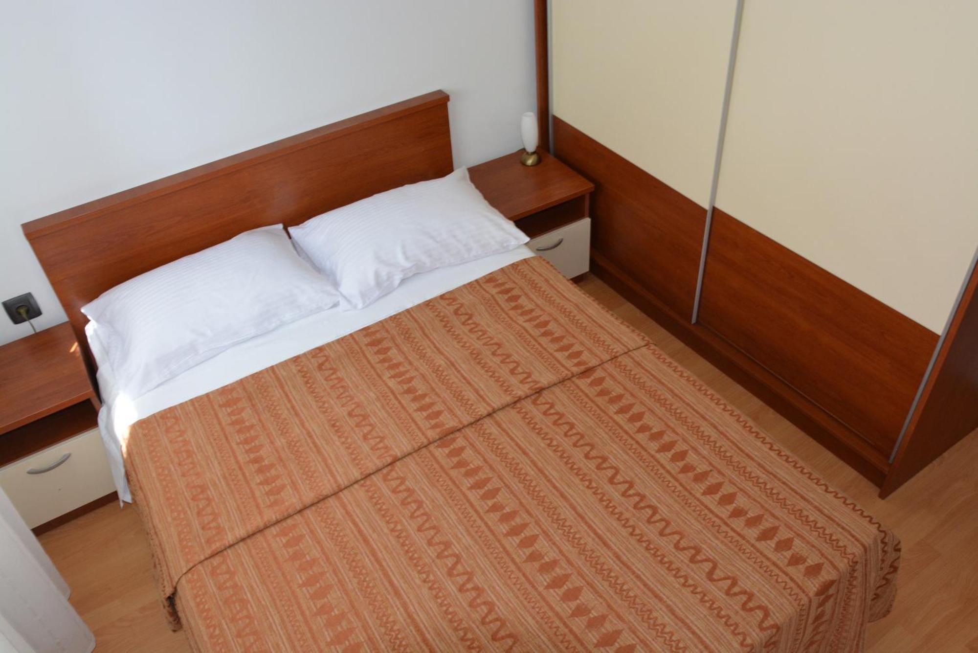 Sole Appartement Turanj Buitenkant foto